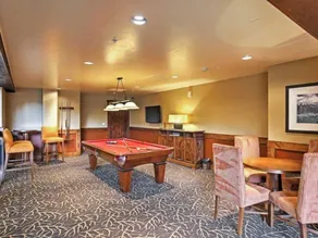 Crystal Peak Lodge 3 Bedroom Ski In, Ski Out Slopeside Condo At The Base Of Peak 7 - Biljard