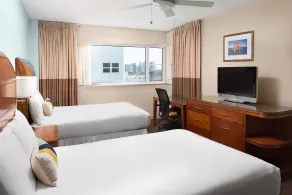Sherry Frontenac Oceanfront - Room
