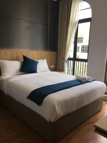 HOTEL CIQ, JALAN TRUS - Værelse