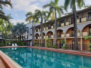 Palm Royale Cairns - Pool