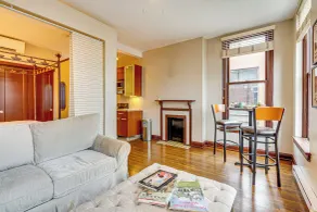 Walk to Convention Center, Secured Apt in Columbus - Interiør