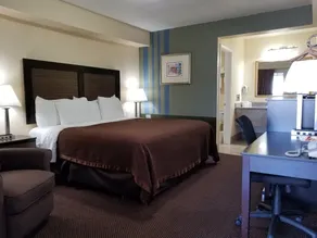Rodeway Inn Medford South I-5 - Chambre