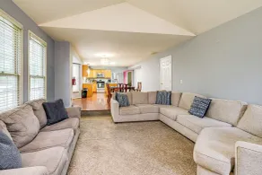 Family Retreat w/ Fenced Yard in Woodbridge! - Innenbereich