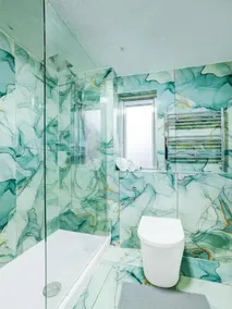 OYO The Rivenhall Hotel in Witham, Chelmsford - Bathroom
