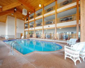 Norfolk Lodge & Suites, an Ascend Collection Hotel - Pool