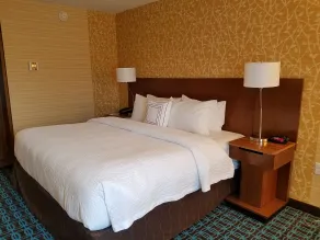 Fairfield Inn & Suites by Marriott Springfield Holyoke - Vue de la chambre