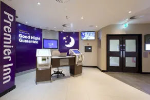 Premier Inn Exeter City Centre - Reception