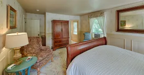 Warm Springs Inn & Winery - Chambre