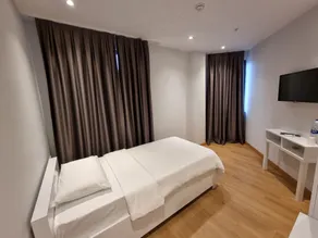 10m2 Hotel - Vue de la chambre