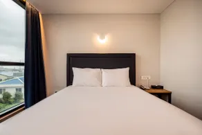 Sunrise Hotel Seopjikoji - Habitación