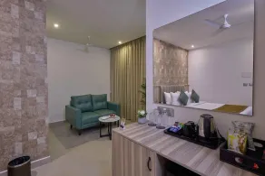 Grand Continent T Nagar - Rum
