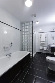 Sandhouse Hotel - Bathroom