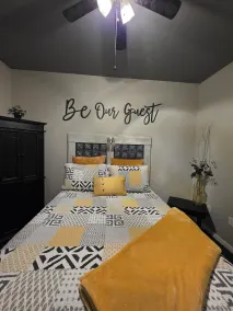 Mjd Place & Executive Suites - Room