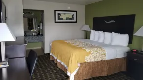 Days Inn by Wyndham West Memphis - Chambre