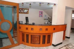 Hotel Naveen - Réception