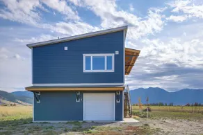 Arlee Studio w/ Mountain Views: 29 Mi to Missoula - Innvendig