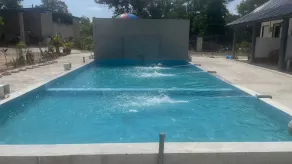 OYO 91303 Chalet Awie - Piscine