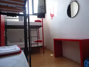 Bilbao Akelarre Hostel - Chambre