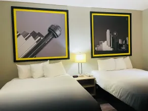 Super 8 by Wyndham Brenham TX - Chambre
