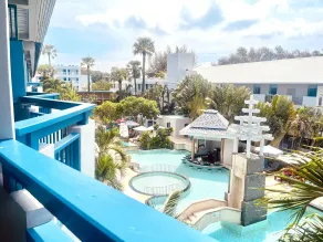 Phuket Island View Resort  - Utsikt från rummet