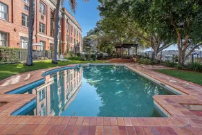 Mactaggarts Place Apartments - Pool