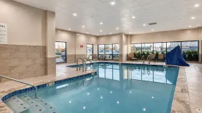 Holiday Inn - Salem by IHG - Pool