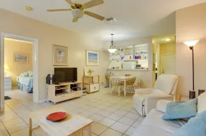 Ft Lauderdale Area Condo - Walk to Beach & Shops! - Innenbereich