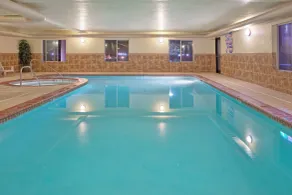 Holiday Inn Express Hotel & Suites Cedar City by IHG - Piscina