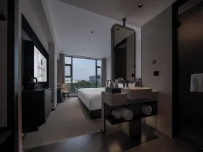 CNHOL RADIENT HOTEL  - Rum