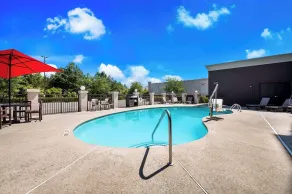 Comfort Suites Northlake - Basseng