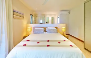 Bon Azur Beachfront Suites & Penthouses by LOV Mauritius - Camera
