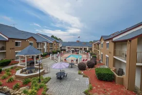 Red Roof Inn PLUS+ & Suites Knoxville West - Cedar Bluff - Vue de la chambre