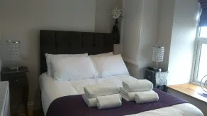 The Castle Apartments - Quarto