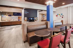 Holiday Inn Express & Suites - Kokomo South by IHG - Restaurant
