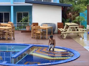 Alec's Hotel - Pool