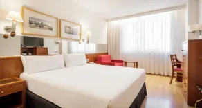 Ilunion Les Corts Spa - Chambre
