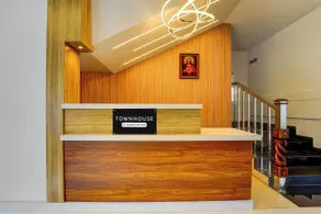 Super Townhouse Cochin Airport Formerly Skyluxe - Hall