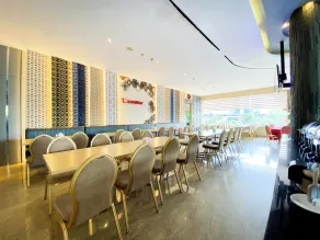 89 Hotel - Restaurant