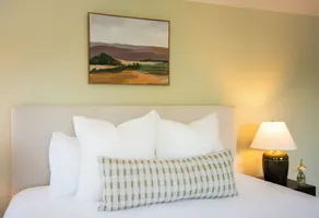 The Pathmaker Hotel - Room