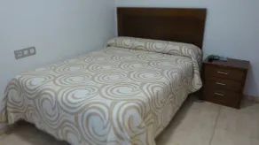 Hostal Restaurante La Masía - Zimmer