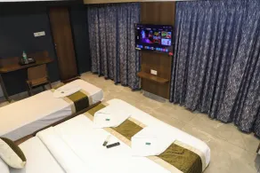 RK Hotel - Room