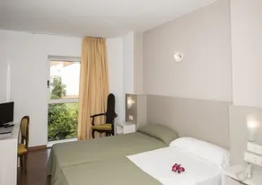 Duerming Villa De Sarria Hotel - Chambre