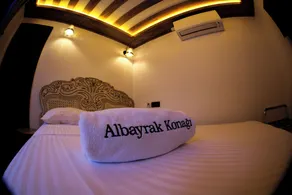 Albayrak Konağı - Camera