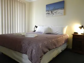 Harbourside Motel - Camera