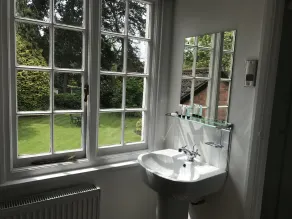 Old Farm Hotel - Room