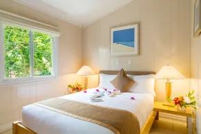 Kokomo Botanical Resort - Caribbean Family Cottages - Habitación
