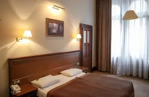 George Hotel - Room