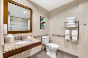 Comfort Inn & Suites Wildwood - The Villages - Salle de bain