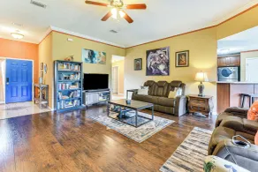 2 Mi to Beach & Boating: Family Home in Lynn Haven - Innvendig