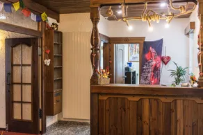BaseCamp Hotel - Reception